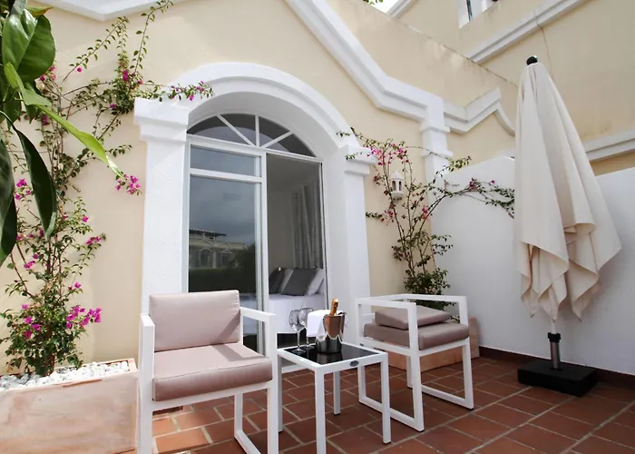 Апартаменты Spacious 2 Bed Duplex In Aloha Gardens Close To Puerto Banus *